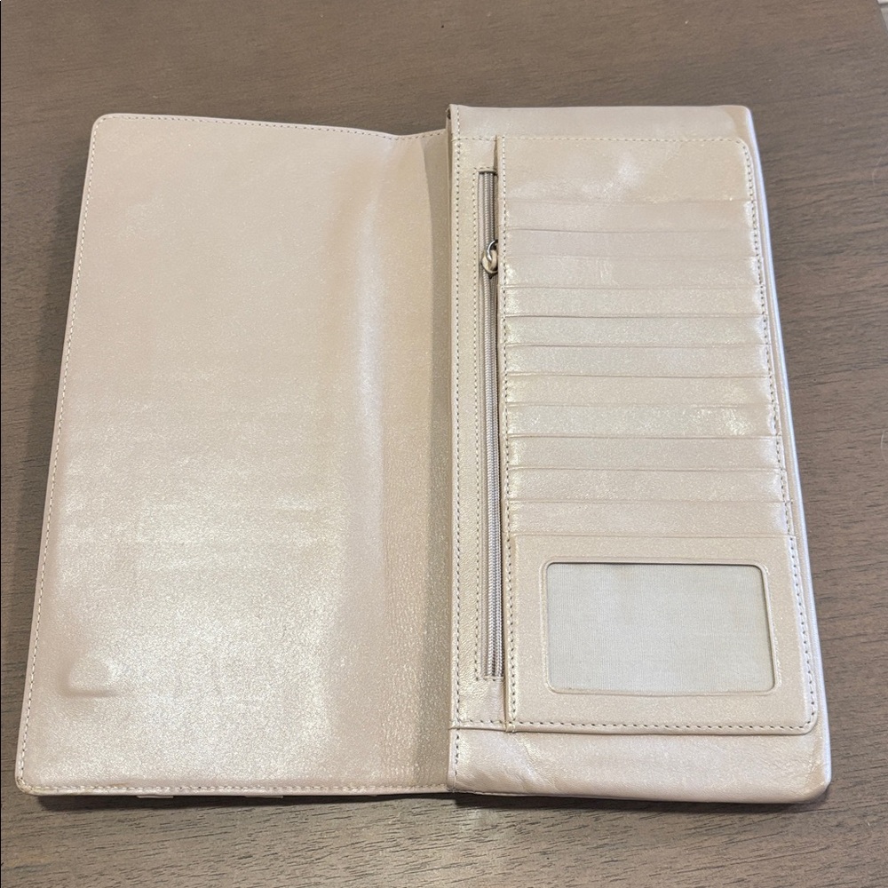 NEW NORDSTROM CLUTCH WALLET LEATHER BEIGE - Picture 7 of 8